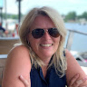 Meet your Posher, Michele